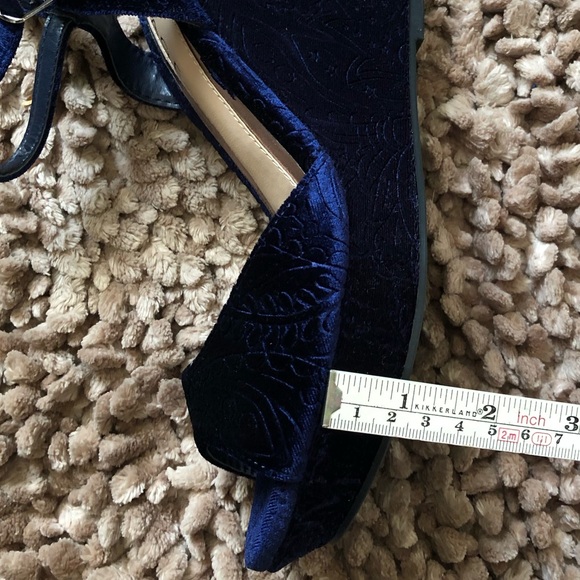 Blue velvet Rampage Crissy women’s dress wedges - Picture 6 of 8
